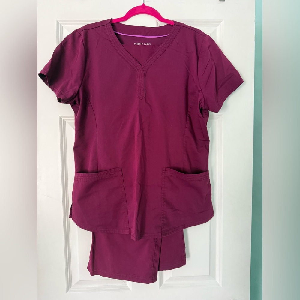 Healing Hands Women’s Scrub Set - Wine